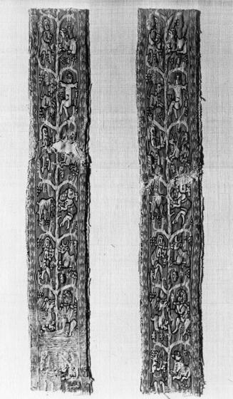 Two shoulder bands (clavi)