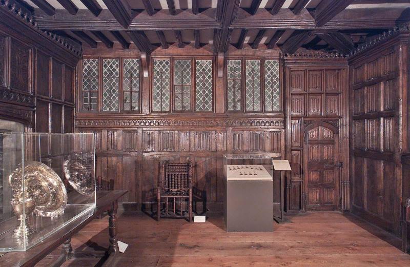 Linenfold paneled room