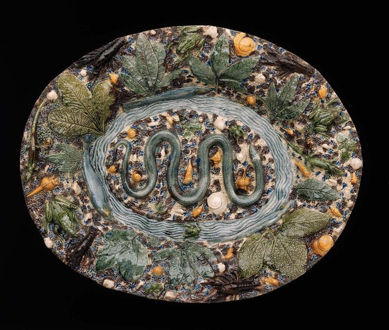 Oval dish