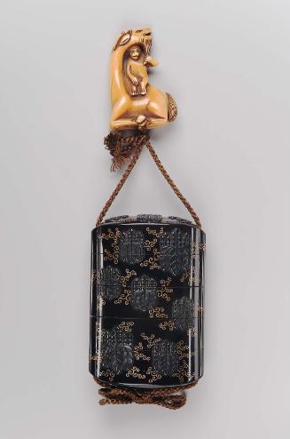 Four-case inrô with paulownia and tendril design