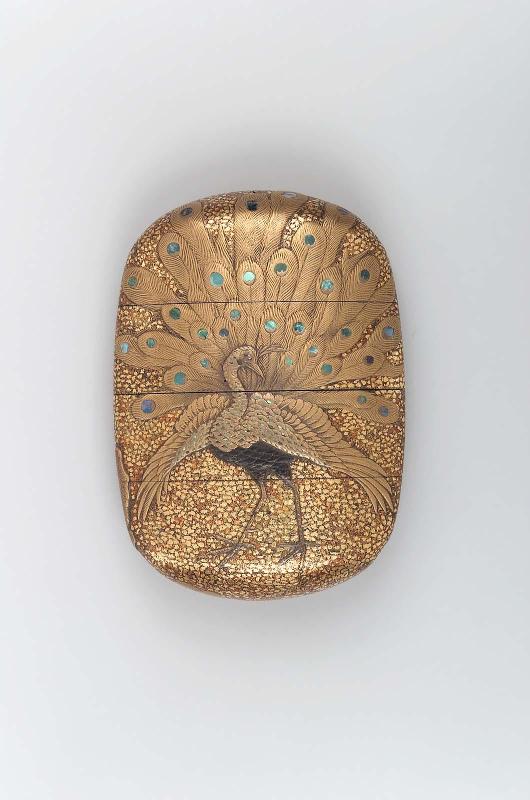 Three-case inrô with peacock design
