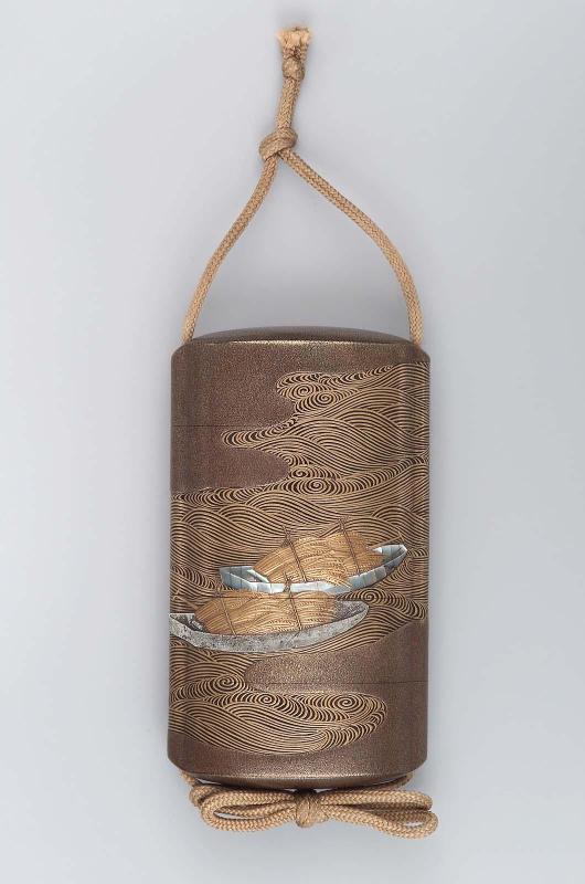 Four-case inro with design of boats filled with rice-straw