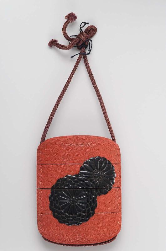 Three-case inro with chrysanthemum motifs