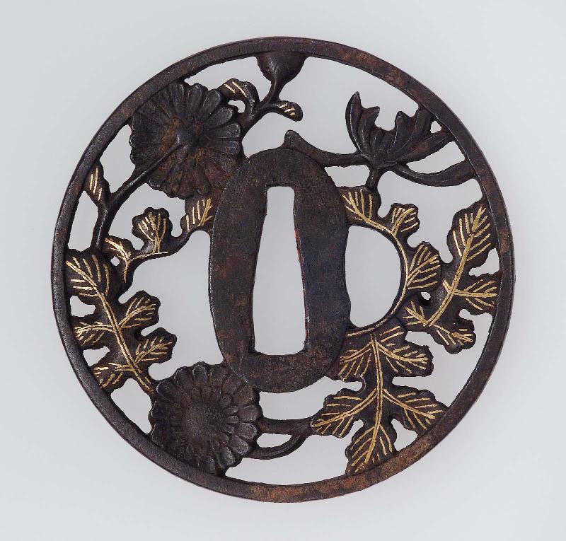Tsuba with design of chrysanthemums