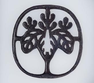 Tsuba with design of paulownia crest