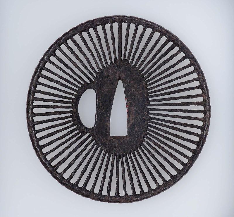 Tsuba with radiating design