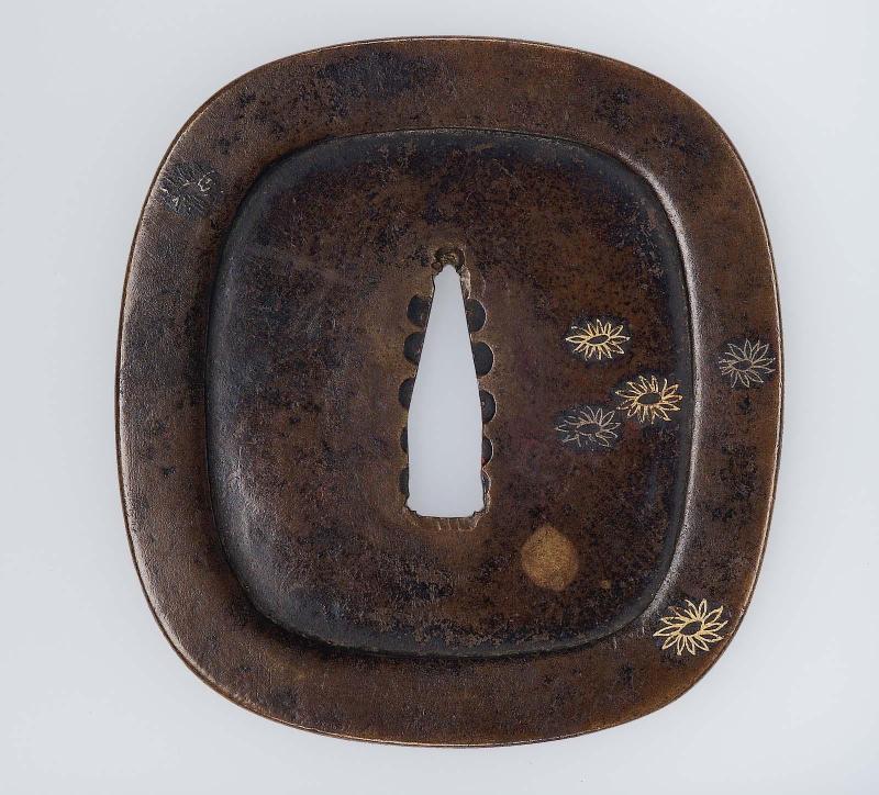 Tsuba with design of flower-heads