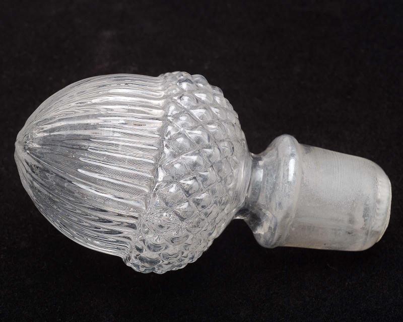 Stopper for decanter