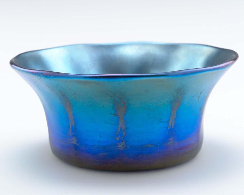 Small bowl (one of a pair)