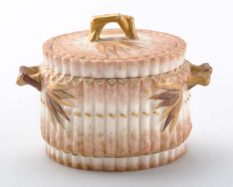 Belleek sugar bowl with lid