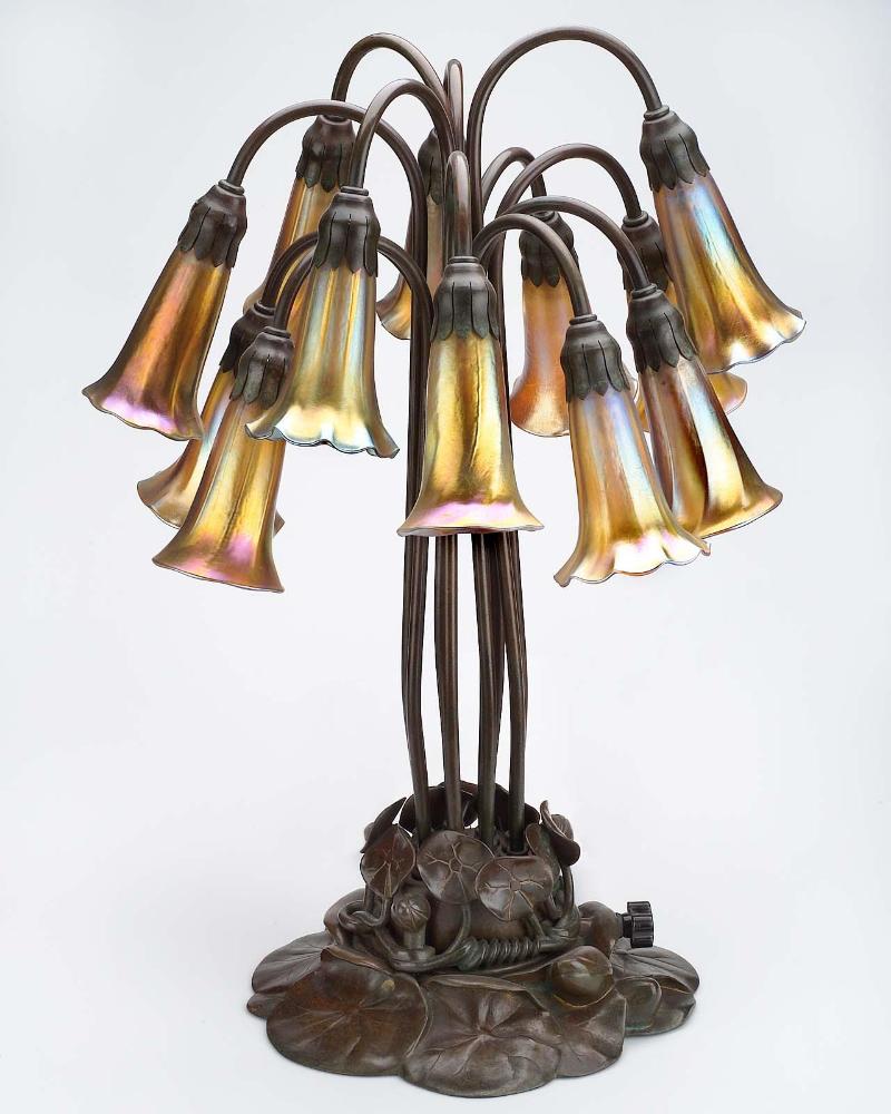 Twelve-light "Pond Lily" table lamp