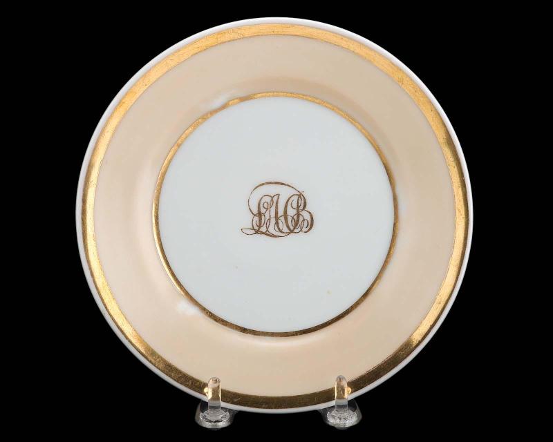 Cake plate (one of twelve)