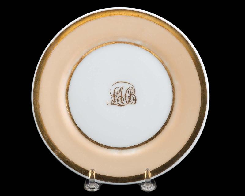 Cake plate (one of twelve)
