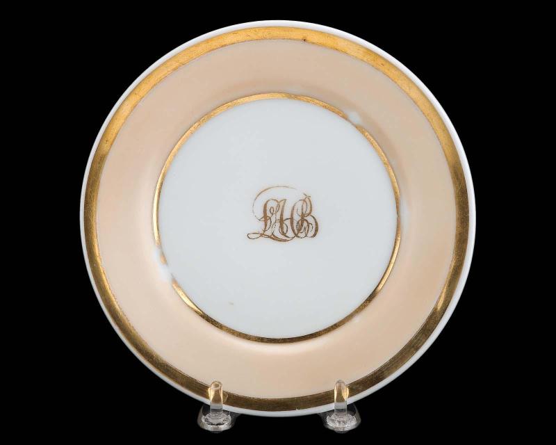 Cake plate (one of twelve)
