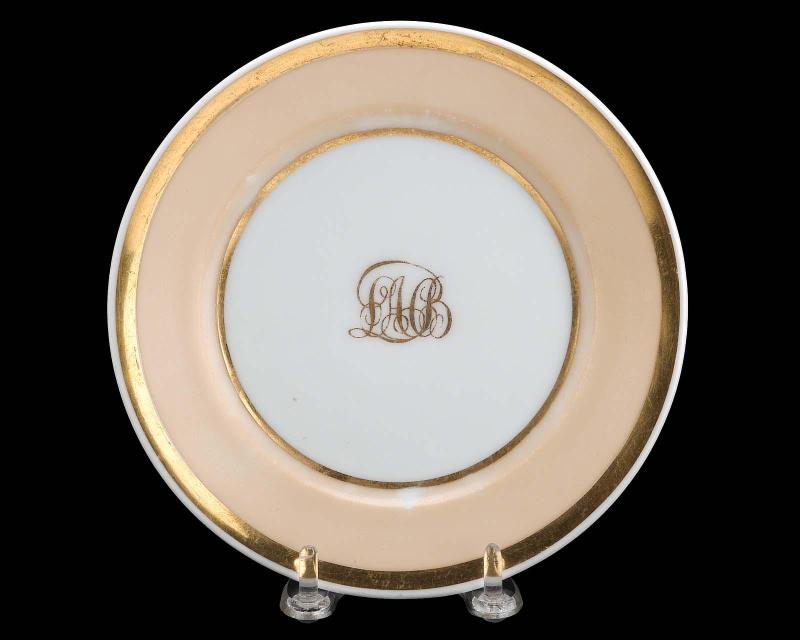 Cake plate (one of twelve)