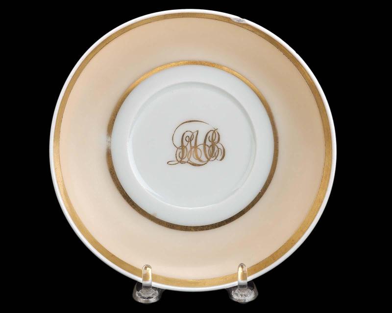 Saucer (one of twelve)