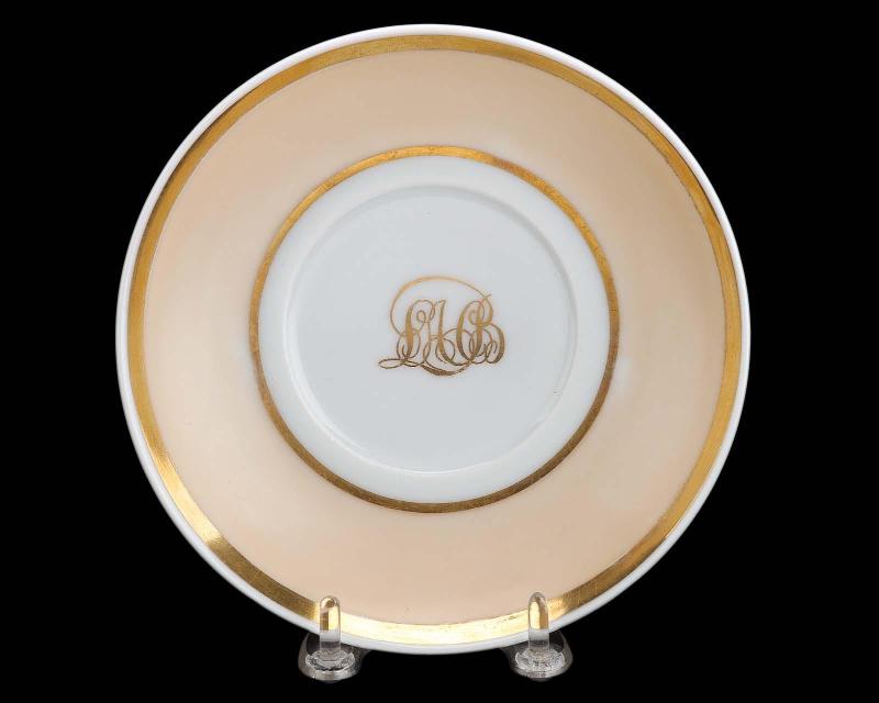 Saucer (one of twelve)