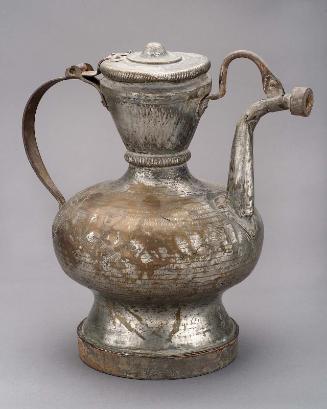 Wine pot with cover