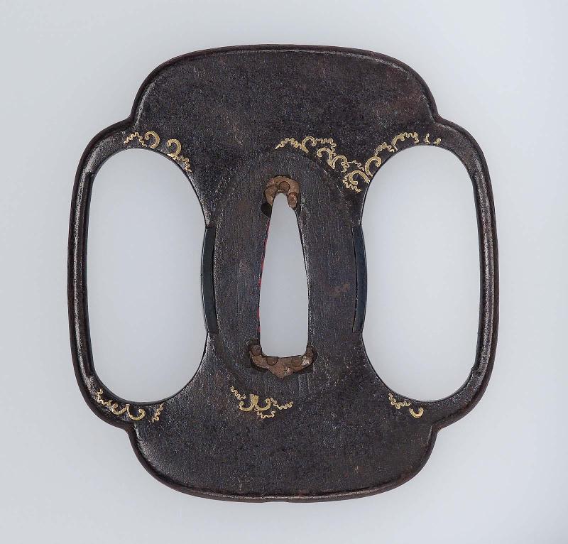 Tsuba with design of tendrils