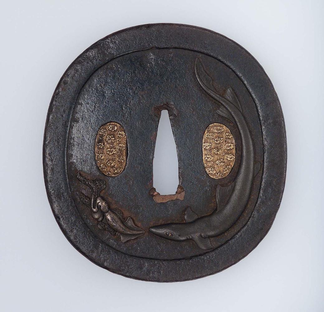 Tsuba with design of fishes and squid