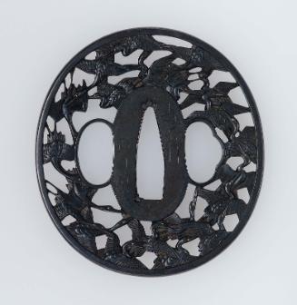 Tsuba with design of flying cranes