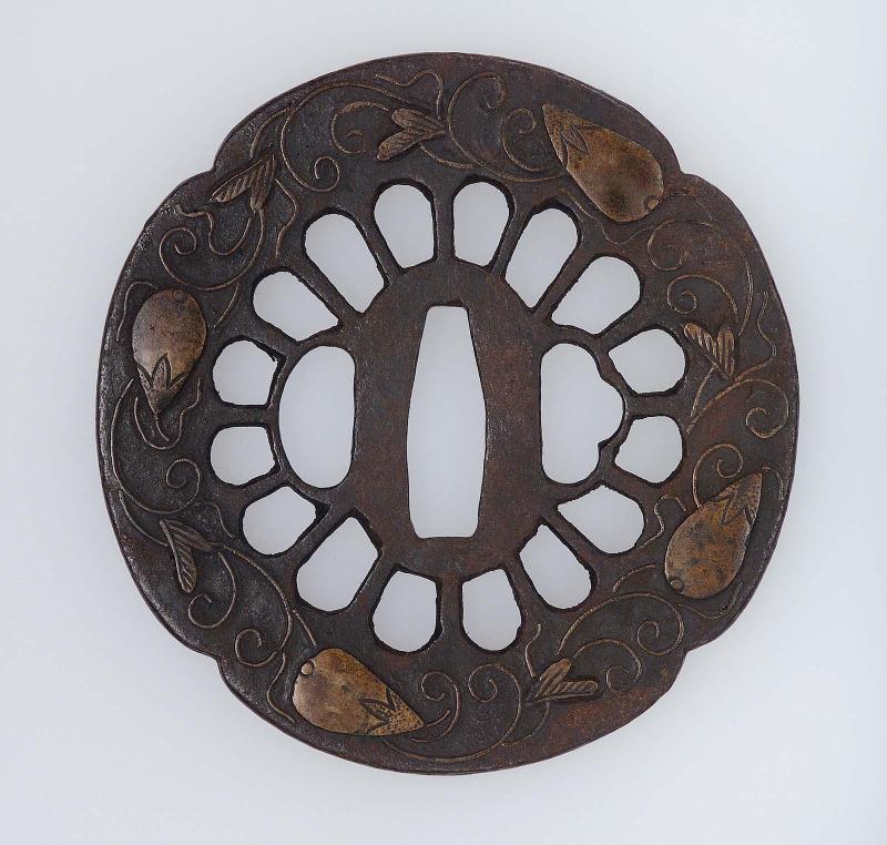 Tsuba with design of eggplants and vine