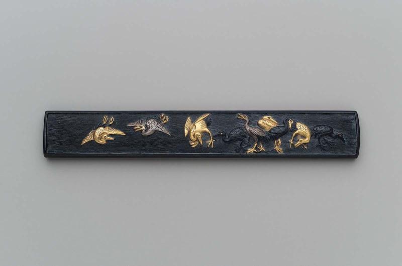 Kozuka with design of cranes