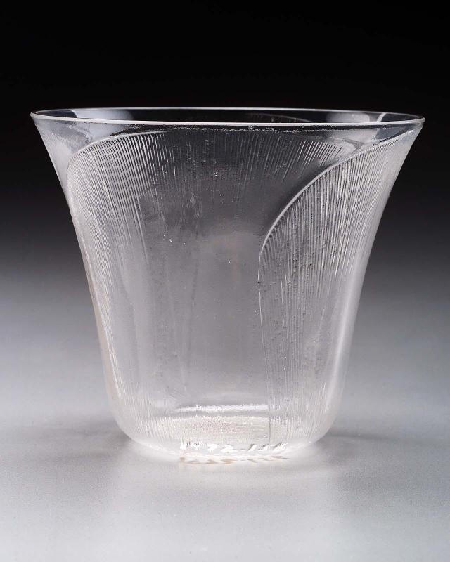 Beaker with flaring rim