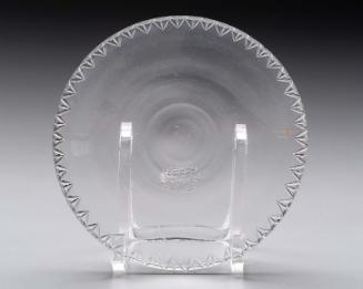 Flat dish for dessert bowl