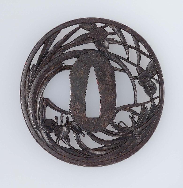Tsuba with design of irises