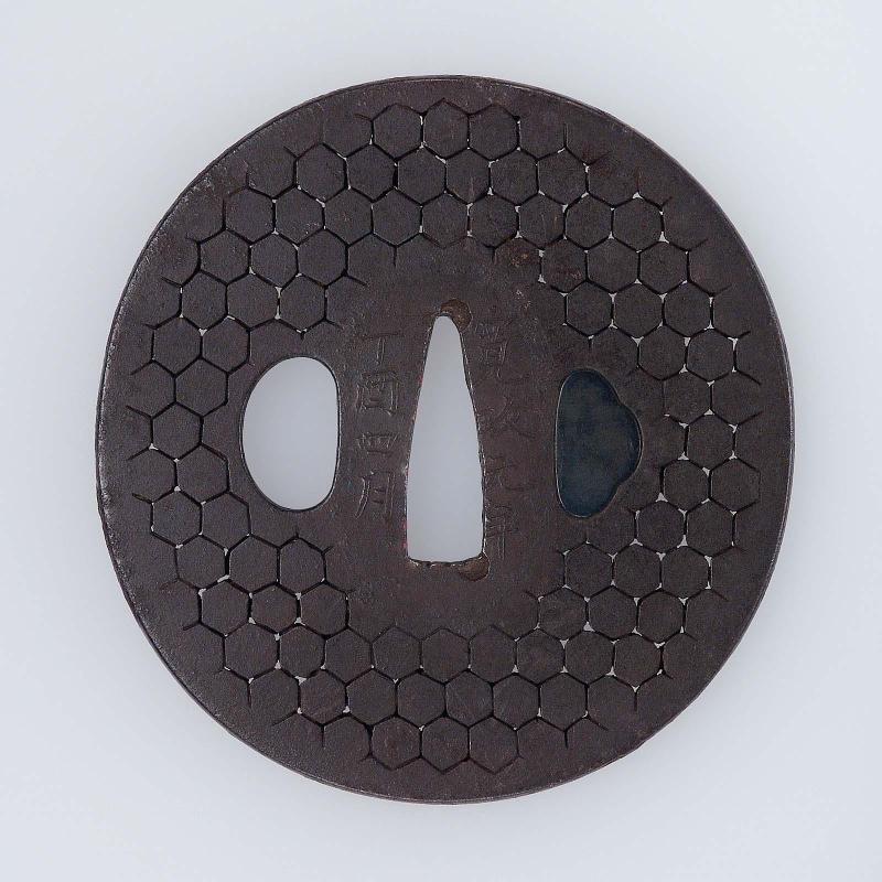 Tsuba with design of interlocking hexagons