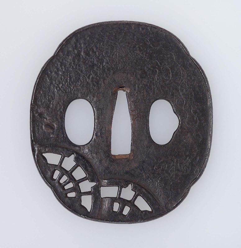 Tsuba with design of cartwheels and grapevine