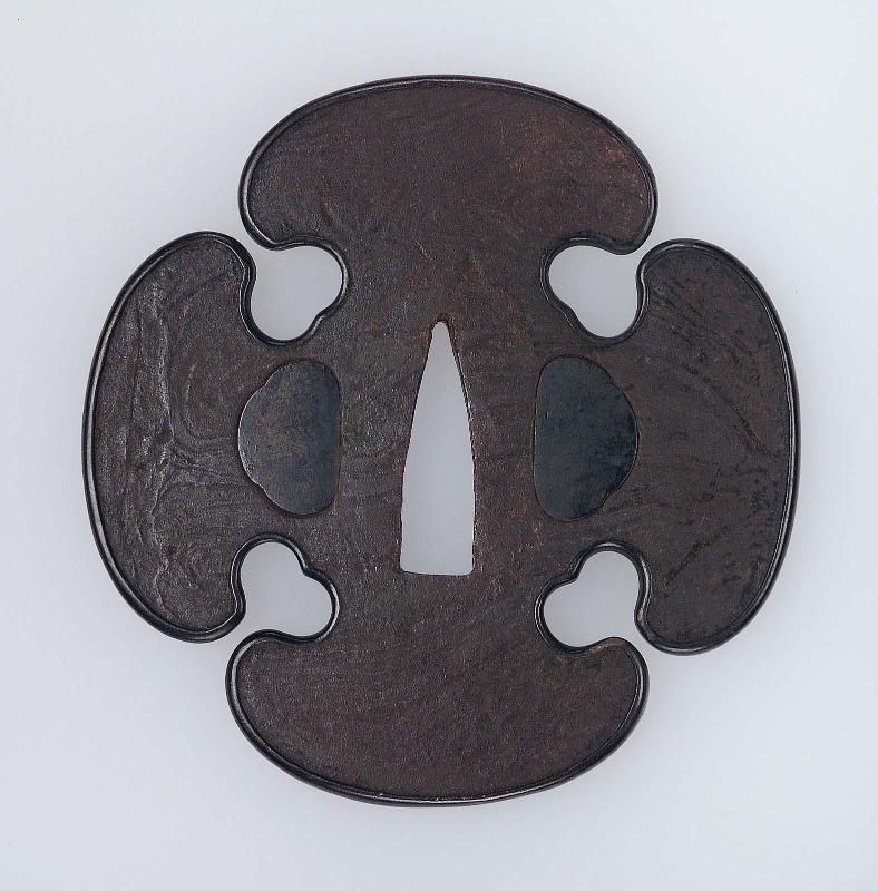 Tsuba of quatrefoil form