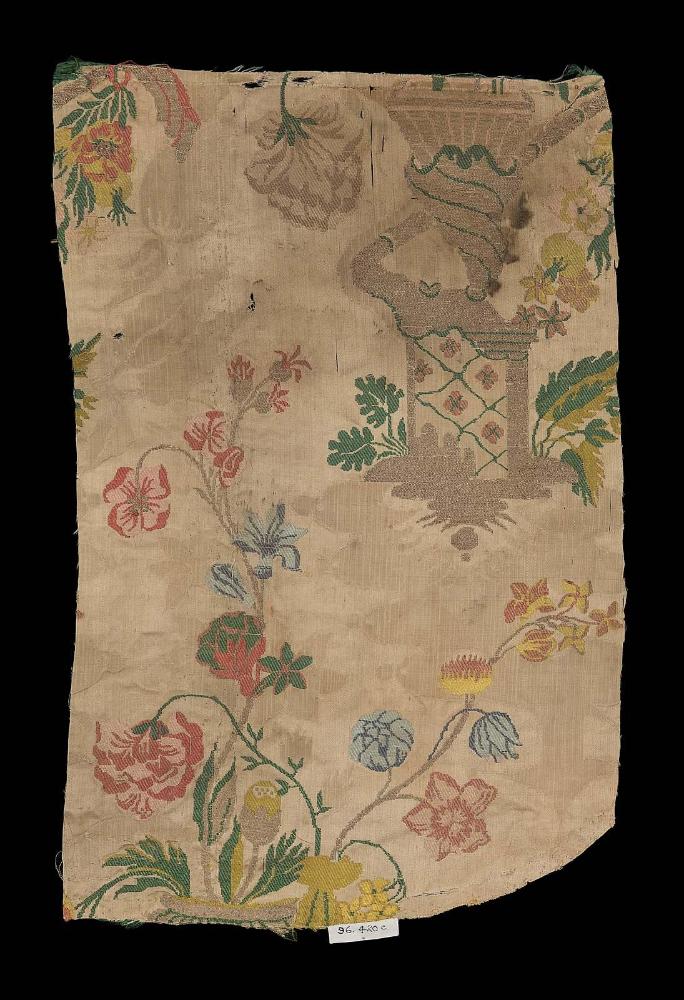 Textile fragment