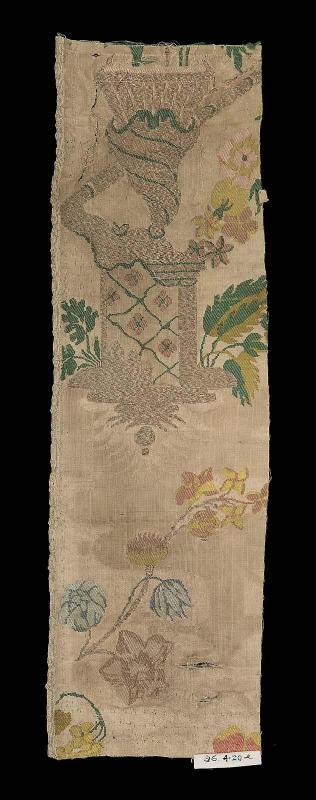 Textile fragment