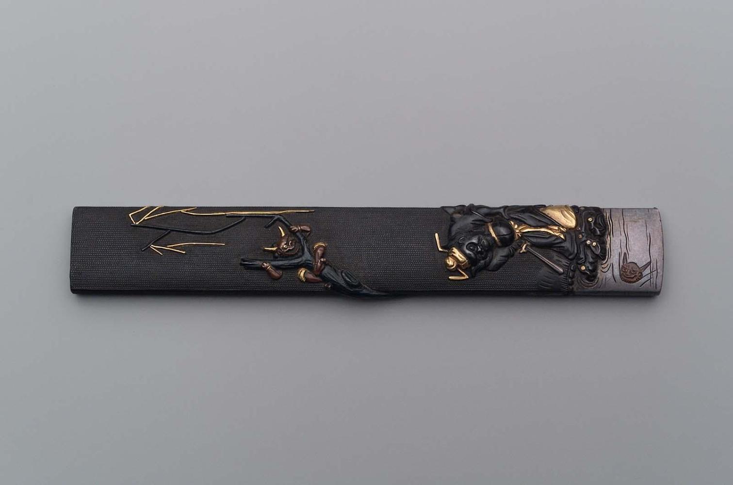 Kozuka with design of Shoki spotting an oni's reflection in a stream