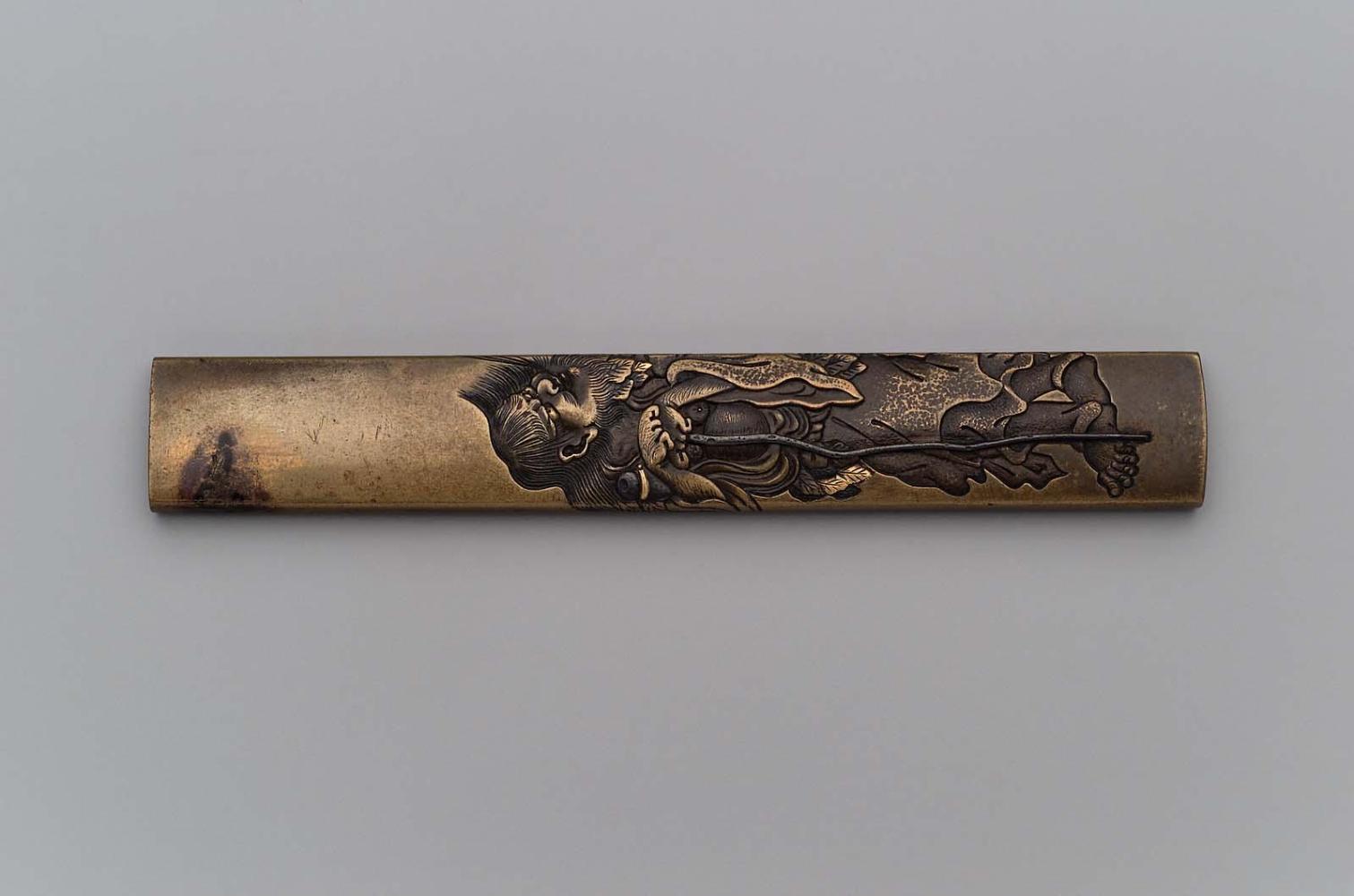 Kozuka with design of Shoki and oni