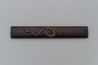 Kozuka with design of snake