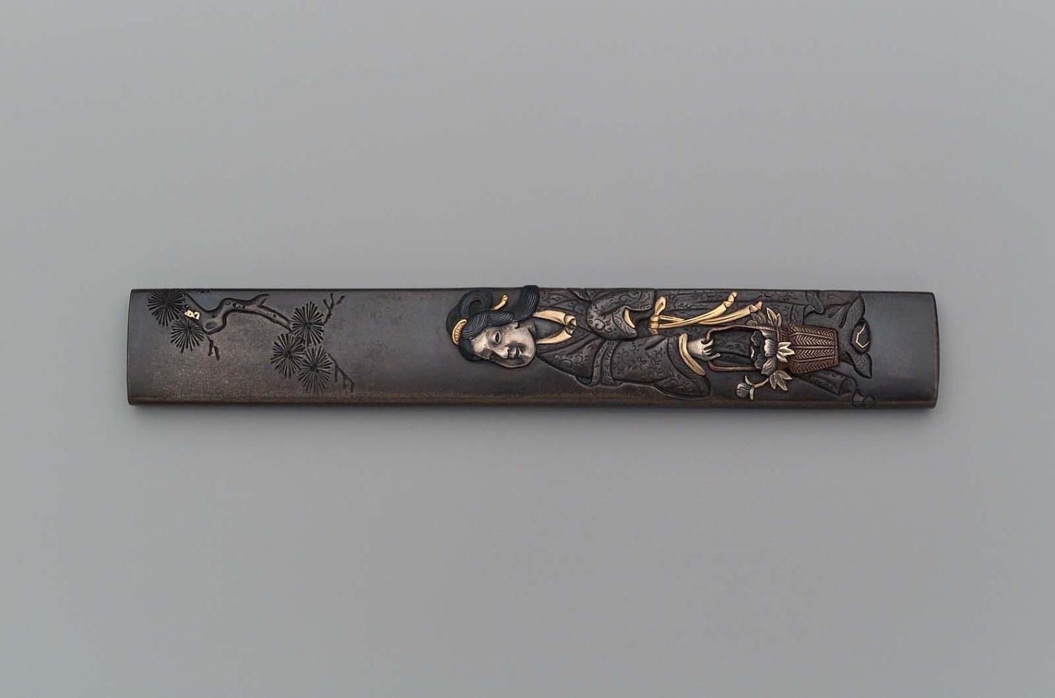 Kozuka with design of woman with a basket of peonies