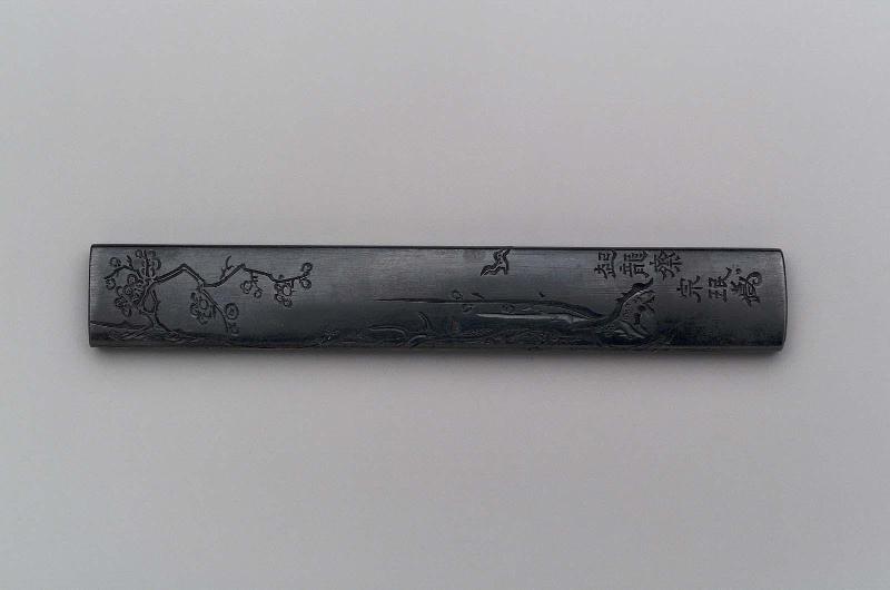 Kozuka with design of Rinnasei, crane and deer