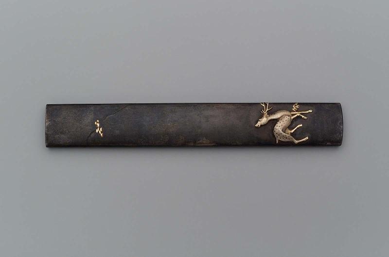 Kozuka with design of deer