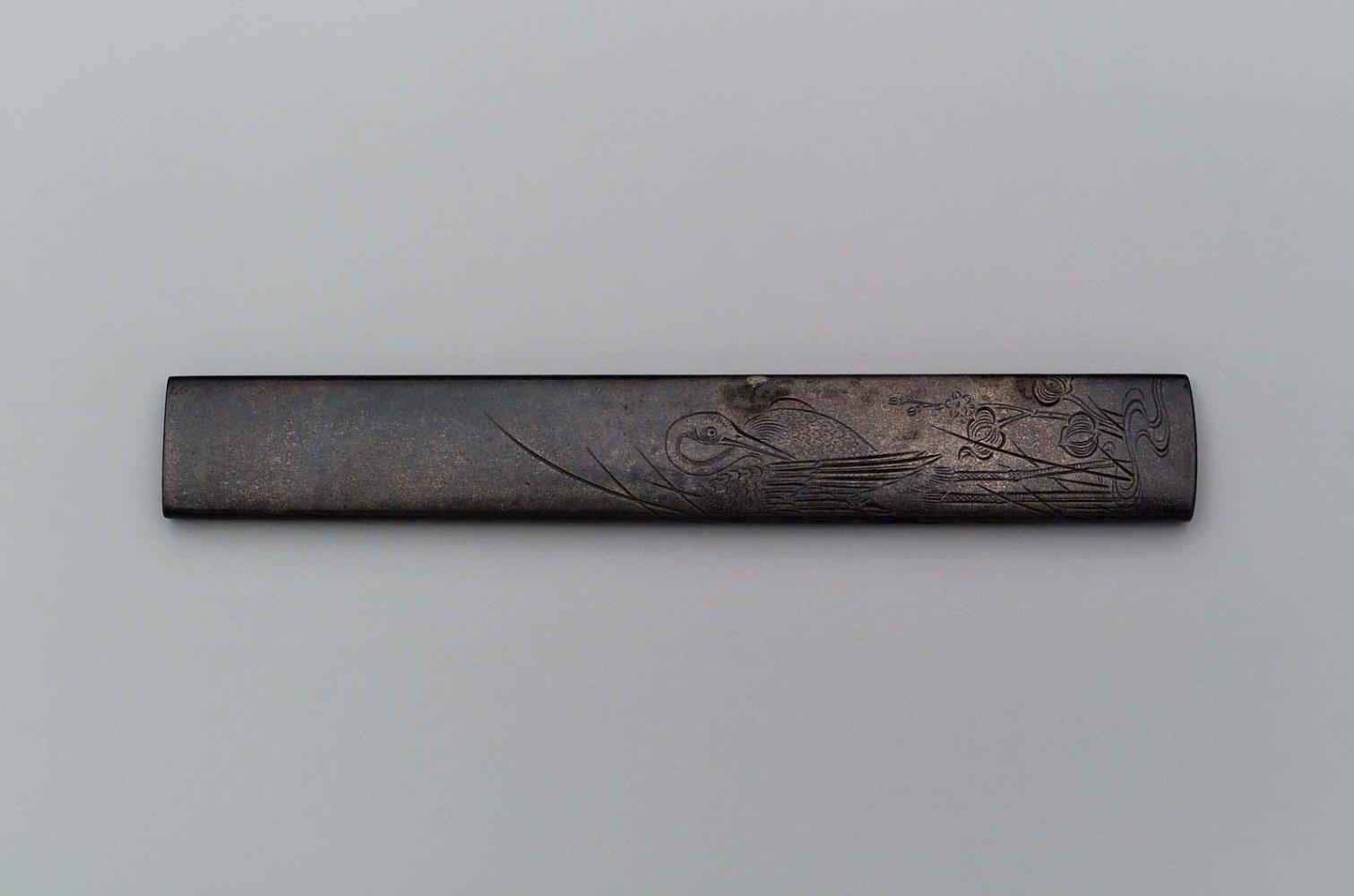 Kozuka with design of crane and waterplants