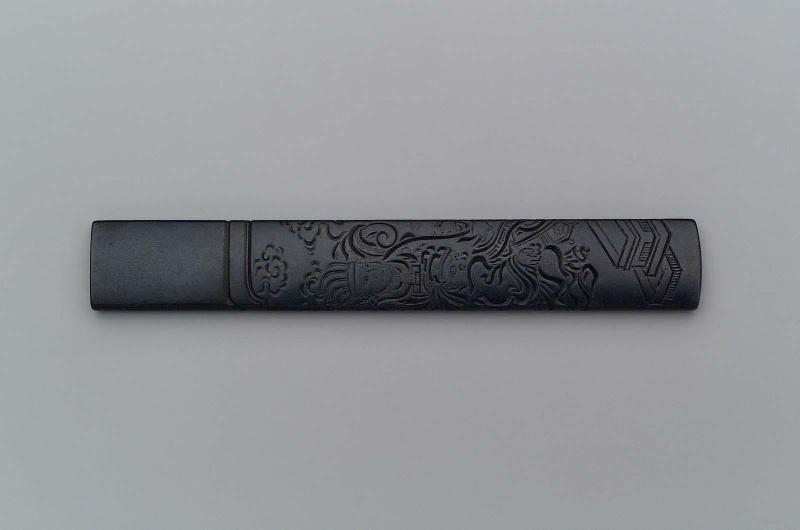 Kozuka with design of Enma-o, Shoki and a Chinese woman