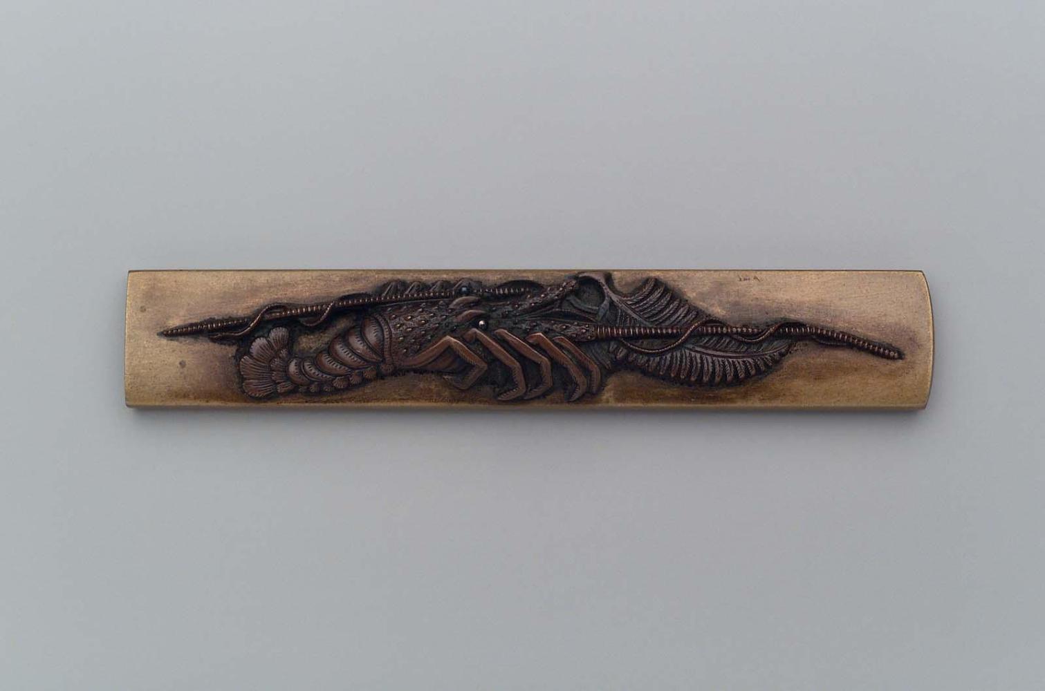 Kozuka with design of crayfish and fern