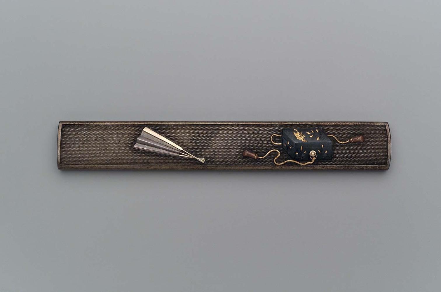 Kozuka with design of No mask-box and fan