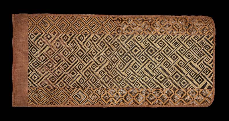 Woman's ceremonial skirt (ntchakabwiin)