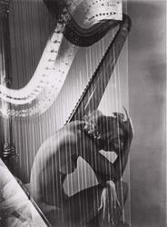 Lisa with Harp