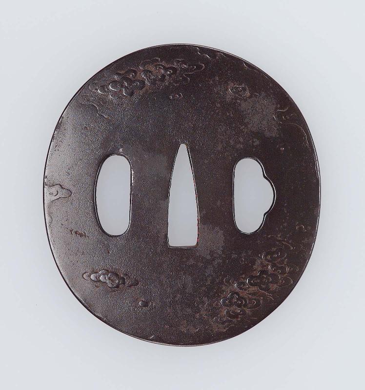 Tsuba with design of clouds