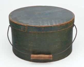 Covered circular box , Shaker