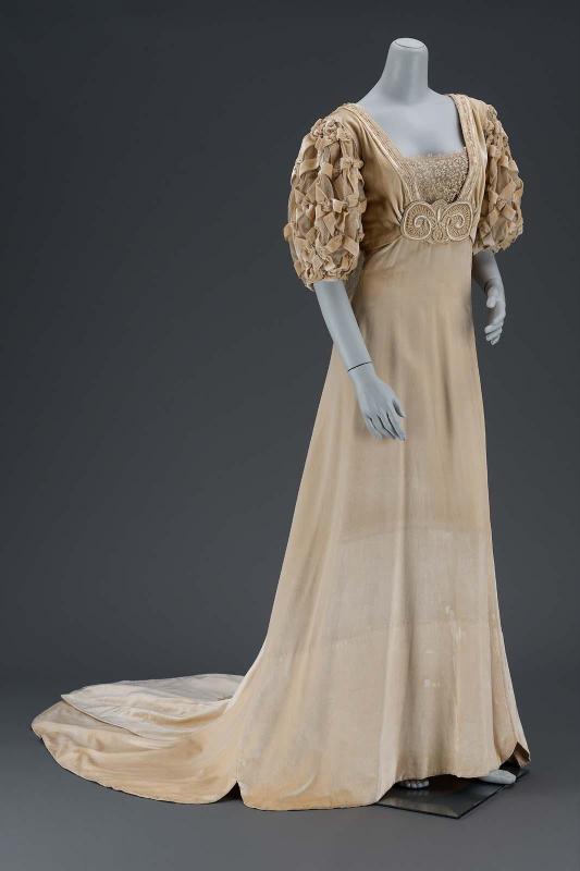 Wedding ensemble